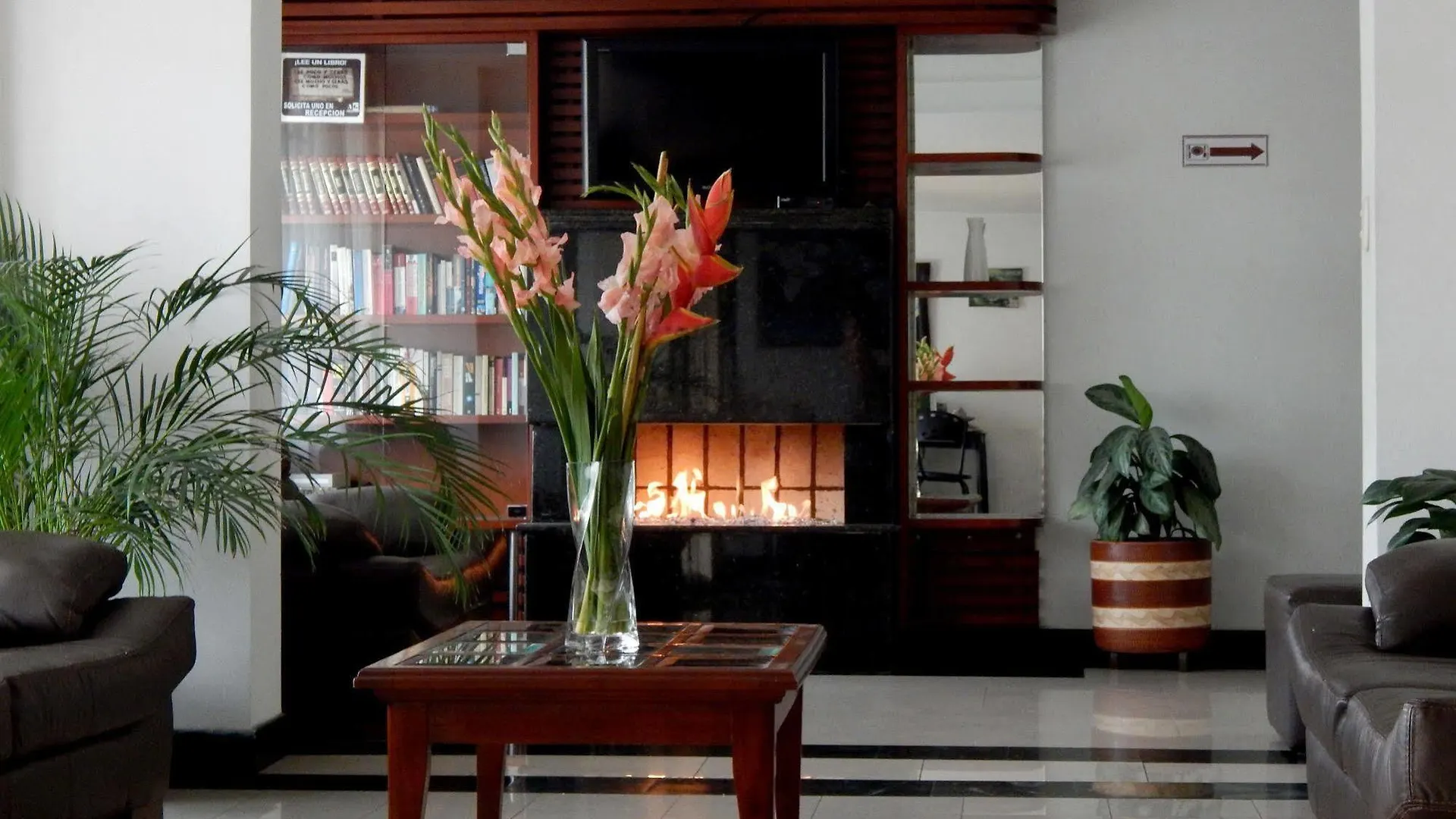 Aparthotel Apartamentos Galerias Bogota